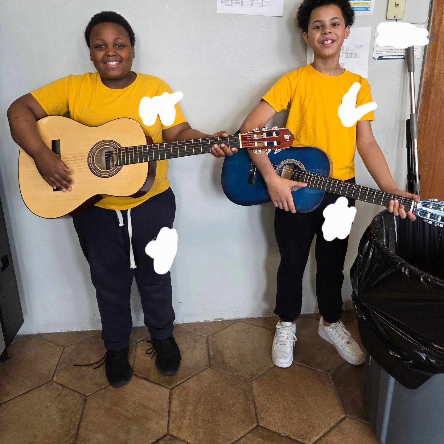 Playing guitar with friends is so much fun. #middleschool #perfecttimemusicstudents #perfecttimemusic #musicprogram #christianschool